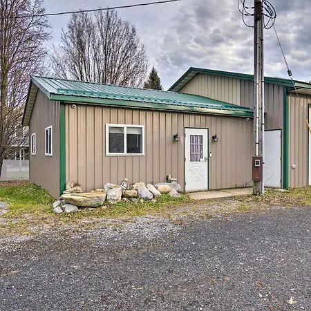 Auburn Studio With Yard And Fire Pit About 5 Mi To Lakes!
